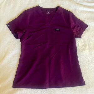 Jaanuu Rhena Slim Scrub Top - Dark Amethyst, size small